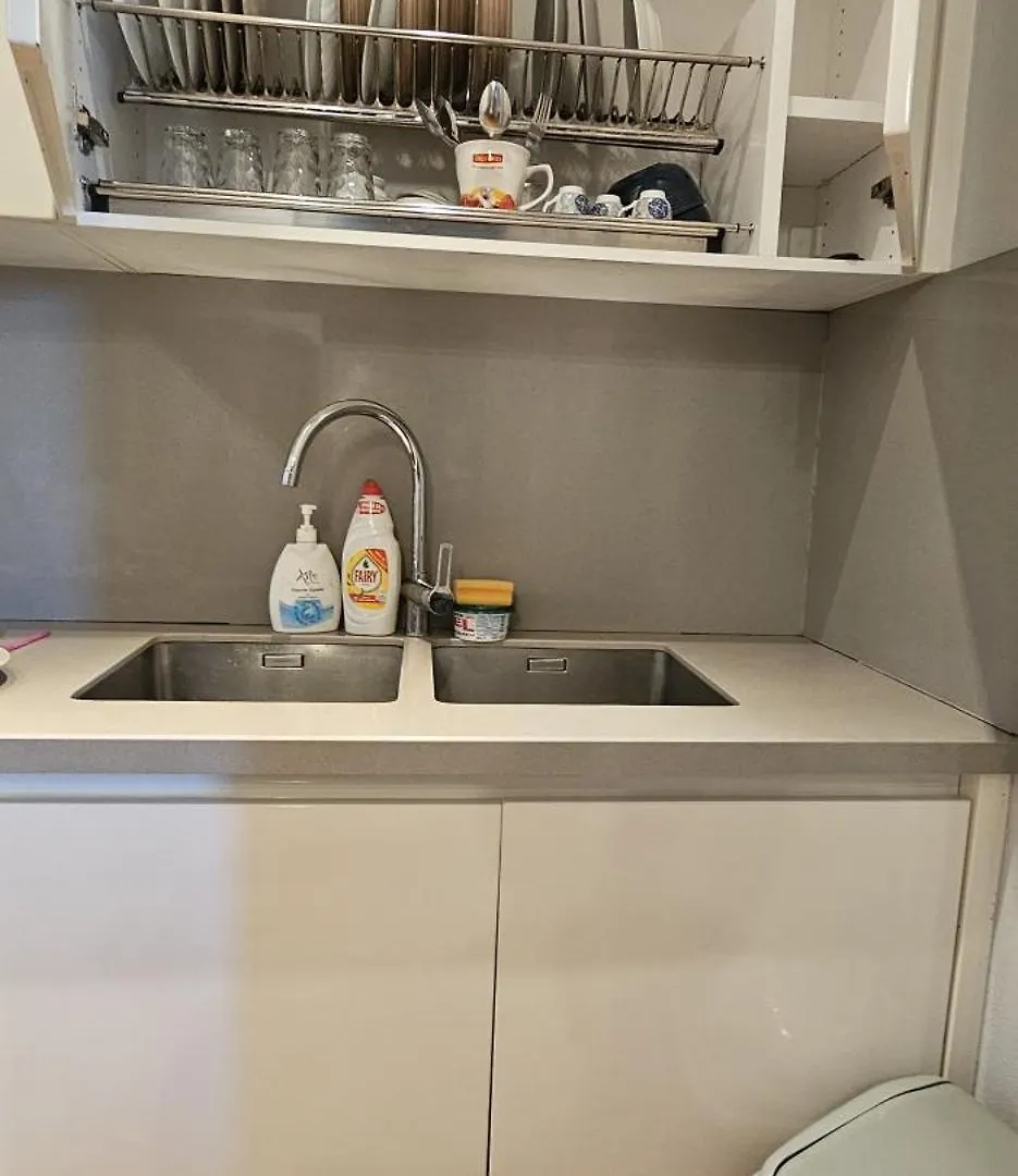 Ihostel تيرانا بيت شباب